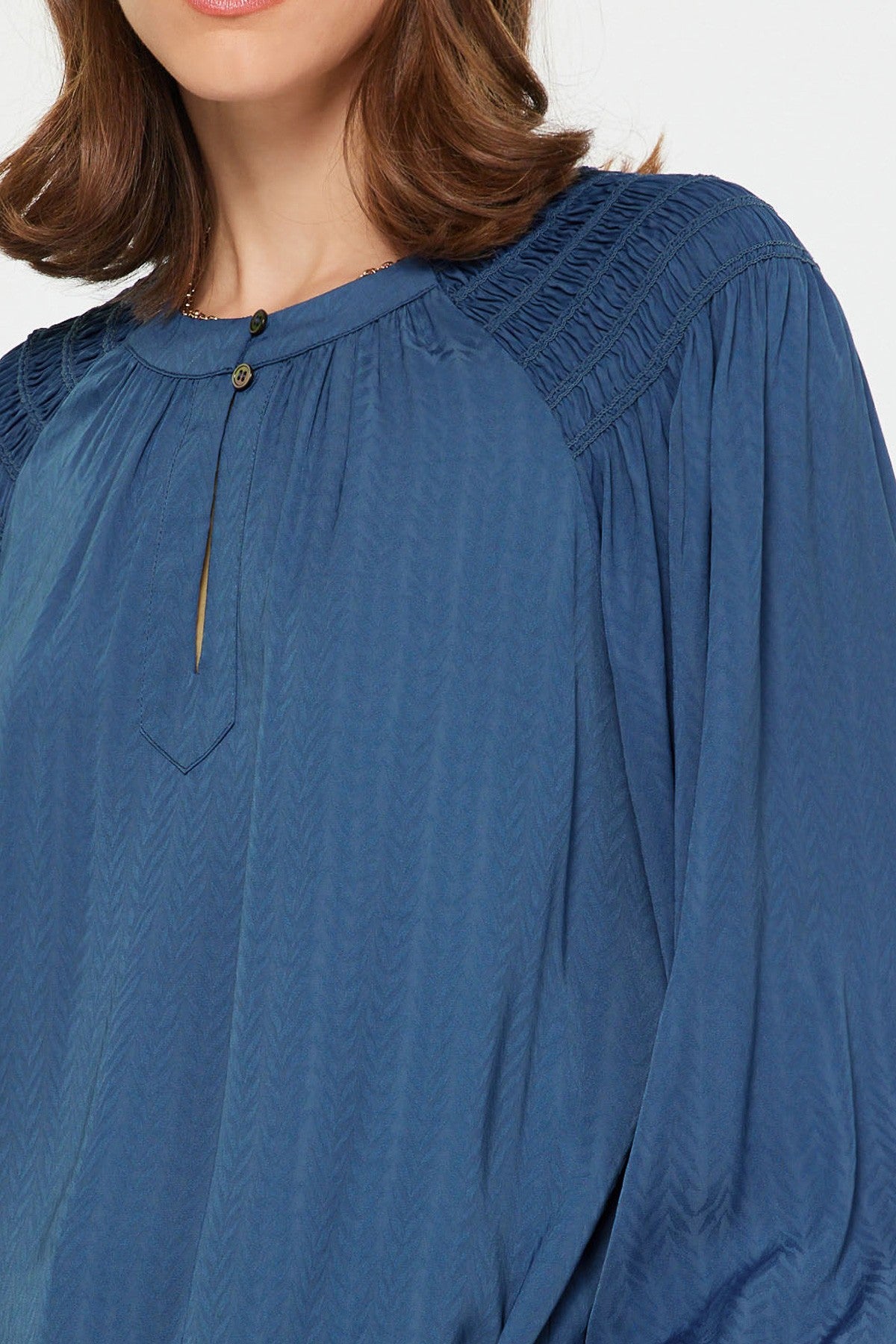 Long Sleeve With Button Blouse 2230884