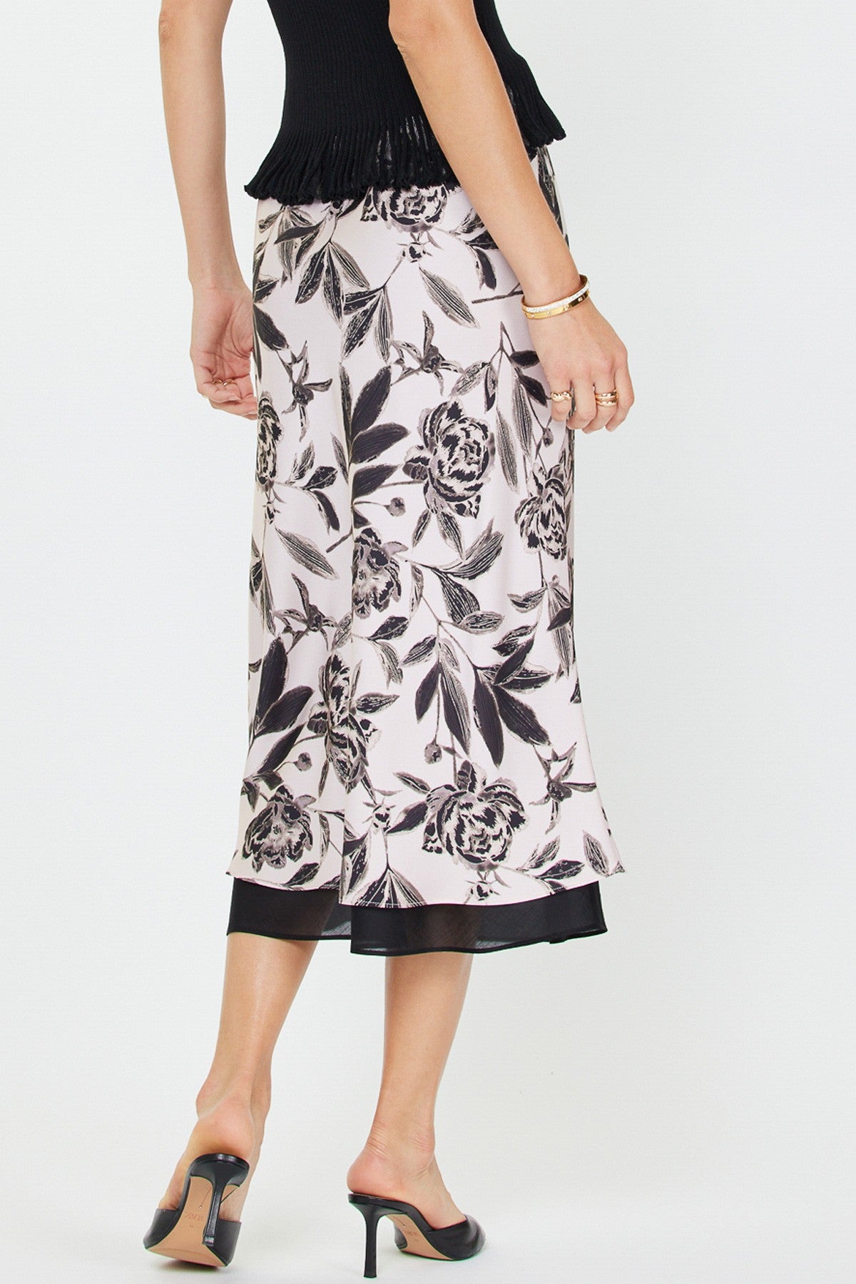 Floral Printed Midi Skirt W/chiffon Layer 2550104-1