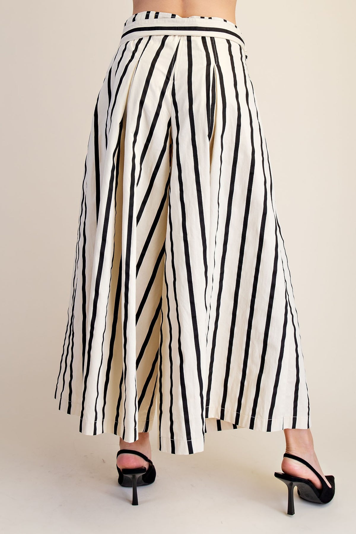 Wide Cropped Stripe Belted Pants P8434