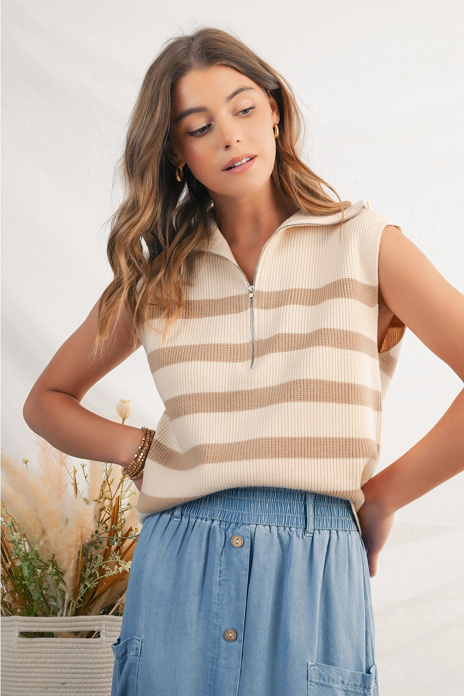 Striped Ribbed Zip Collared Sweater Vest APLA274163-P1619