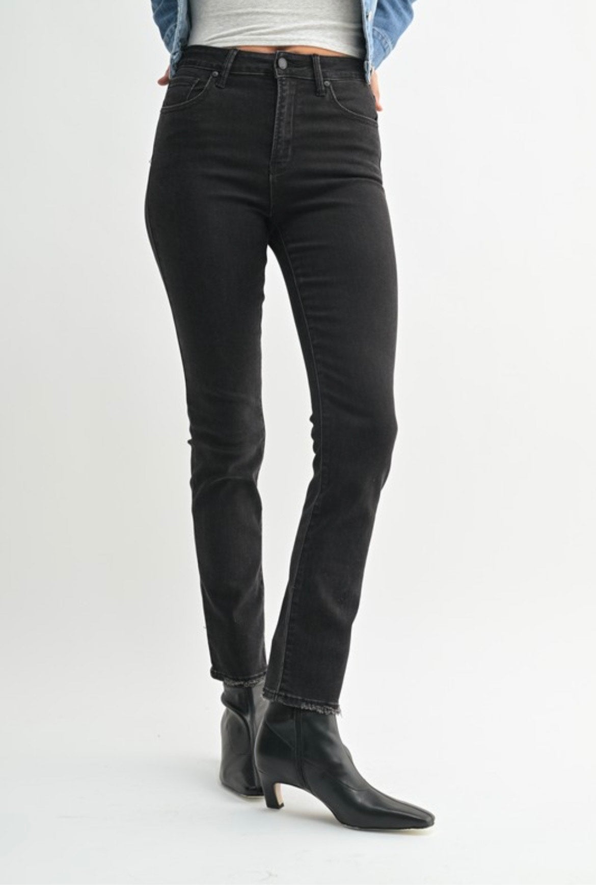 Slim Straight Longer Length DP691 W. BLACK