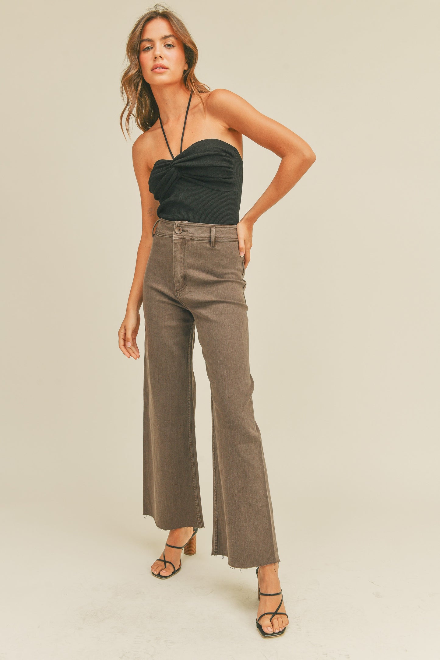 Sweater Knit Detailed Front Top MMT1764