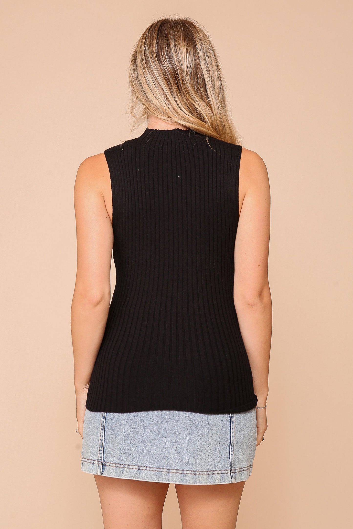Sweater Ribbed Knit Keyhole Top MN1714