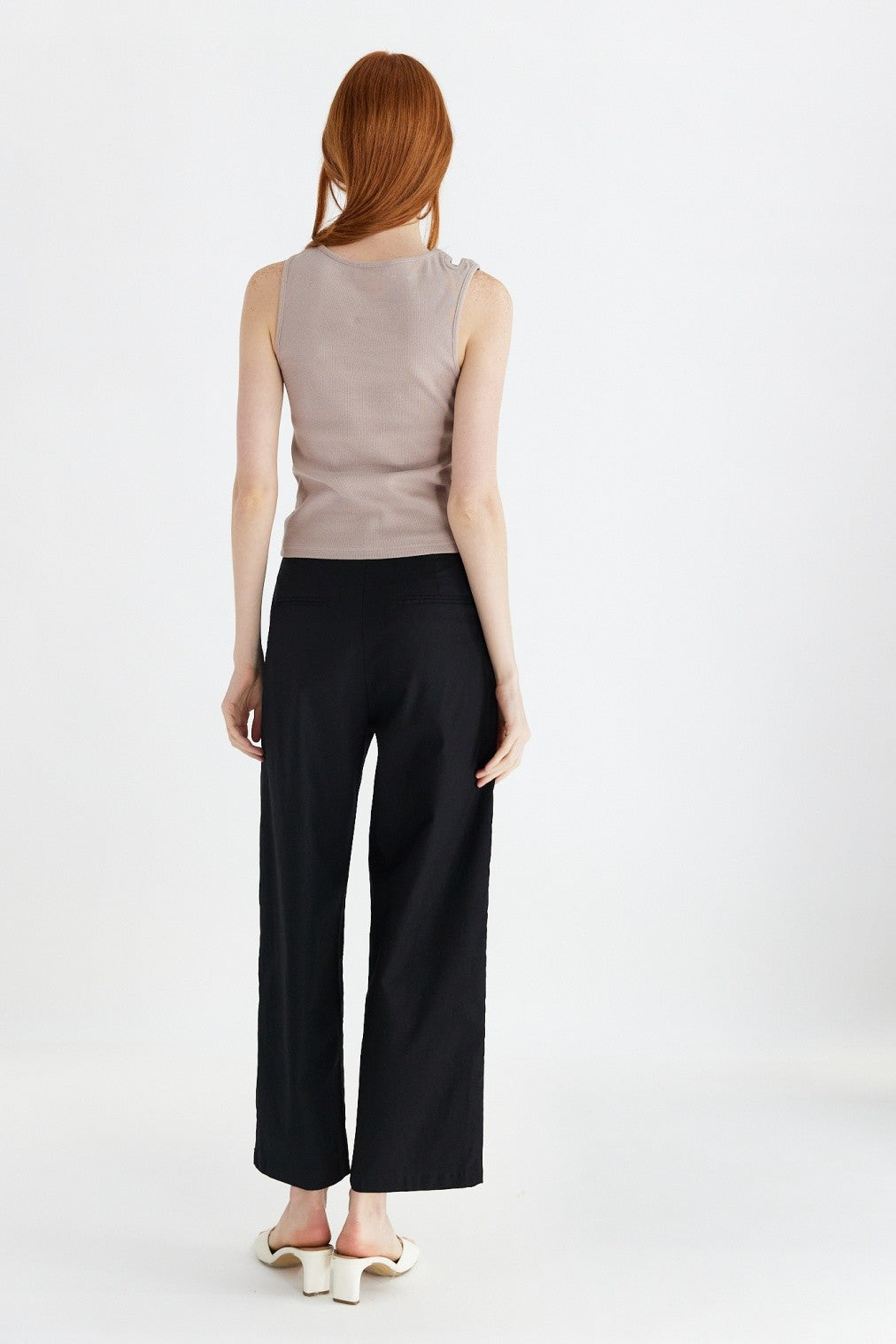 The Eiza Top TM1805