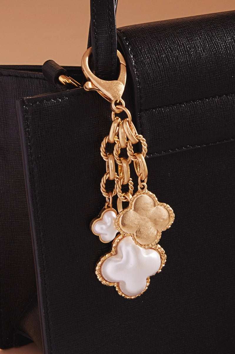 Metal Clover Mixed W Pearl Bag Charm Keychain C4K2271
