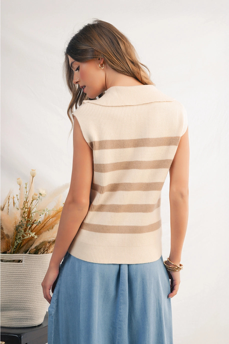 Striped Ribbed Zip Collared Sweater Vest APLA274163-P1619