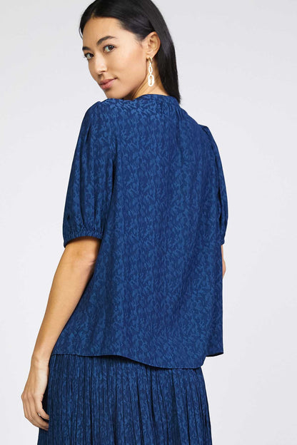 Camouflage Jacquard Printed Blouse 2330064
