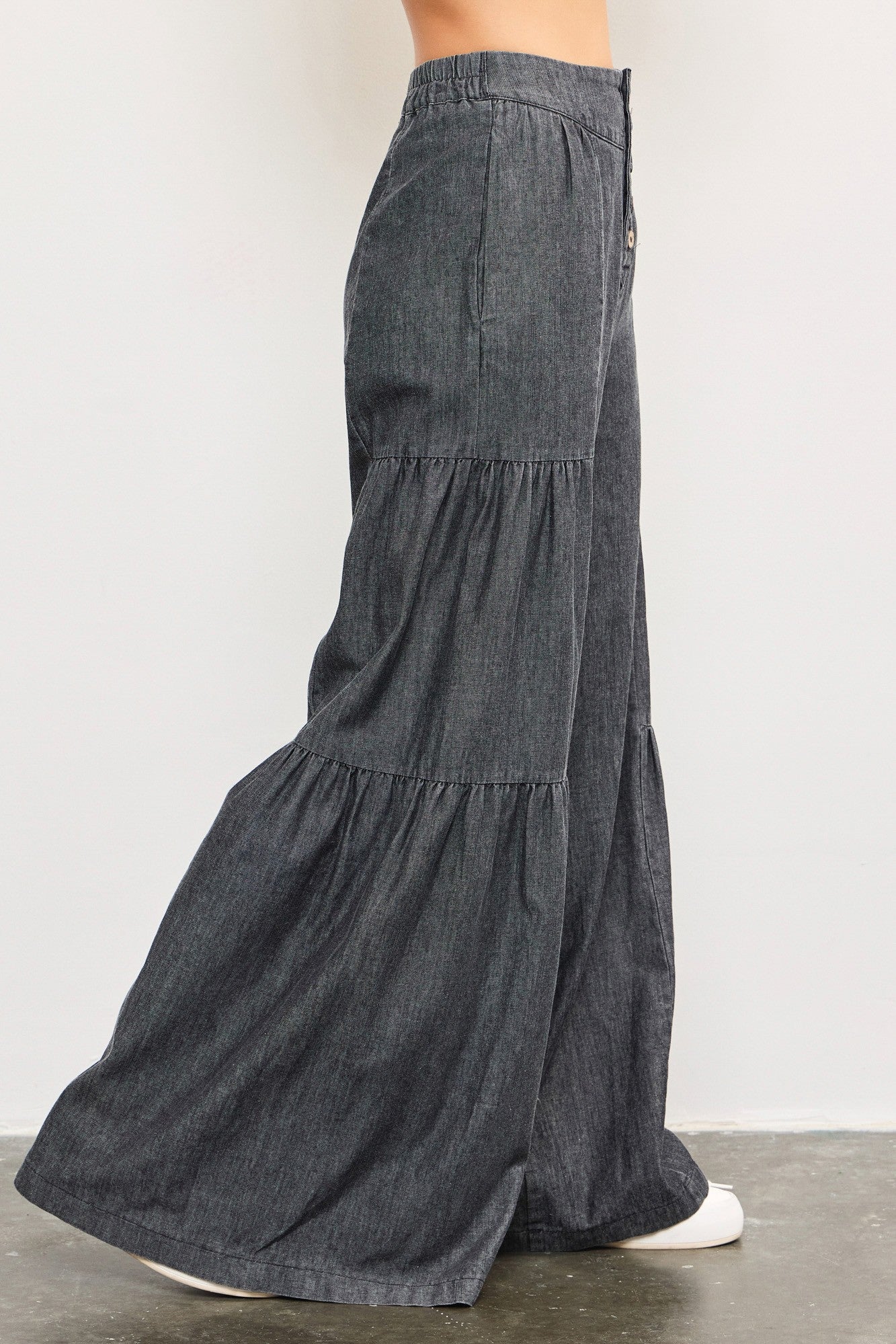 Button Front Tiered Wide Pants DS0789