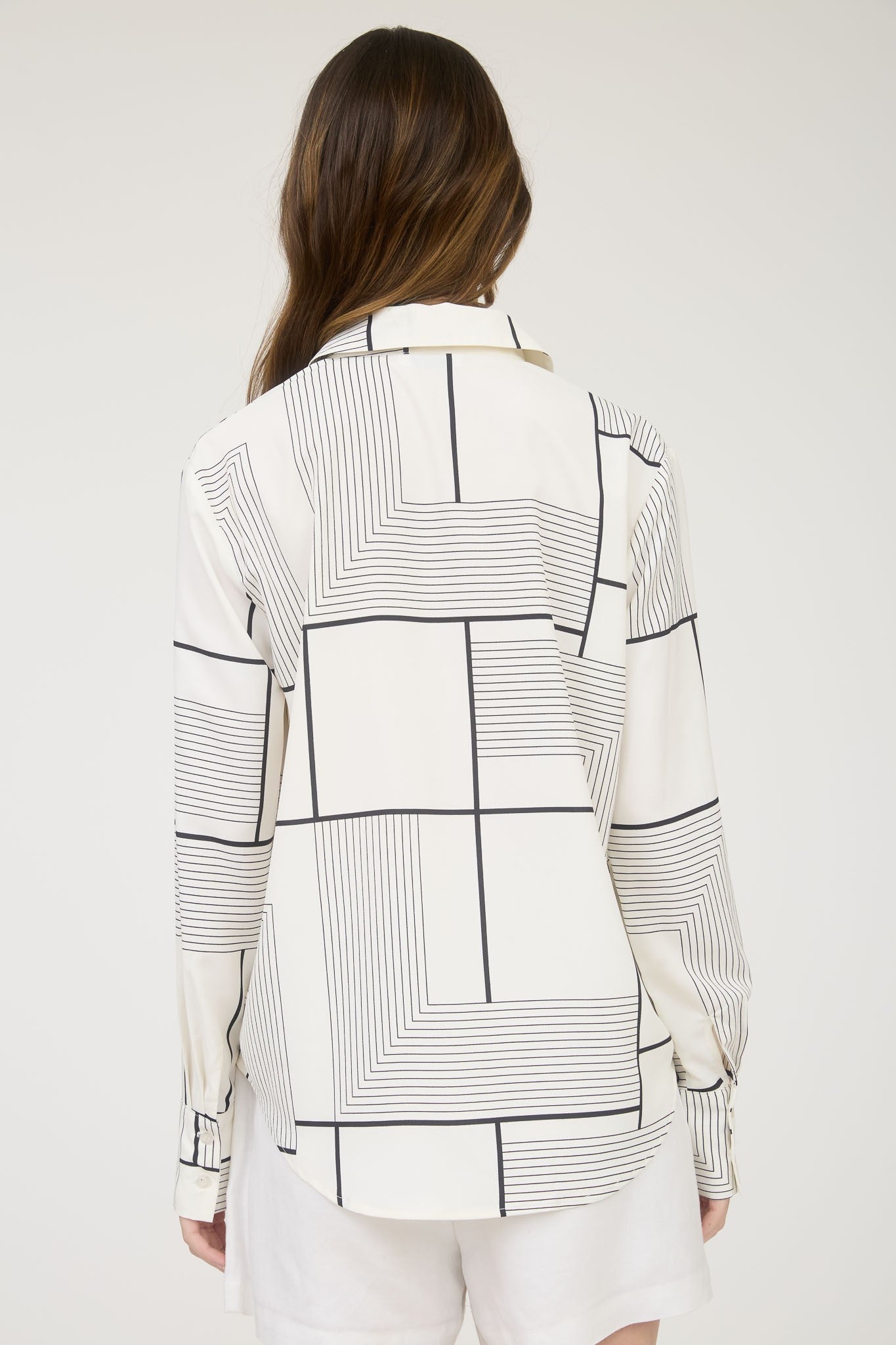 Geo Pattern Collared Long Sleeve Button Down Shirt TW1612A