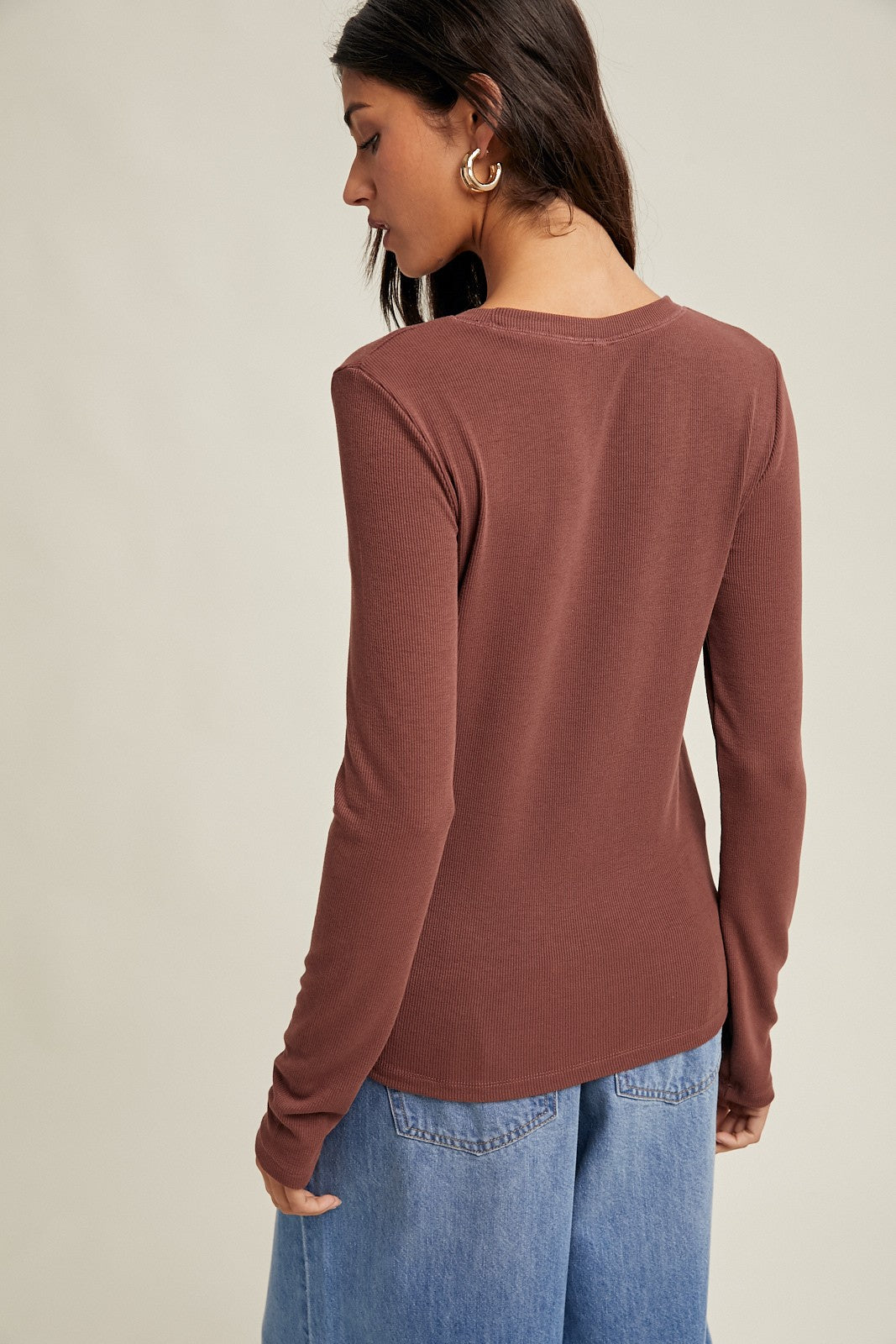 Round Neck Fitted Ribbed Knit Top WL24-9450