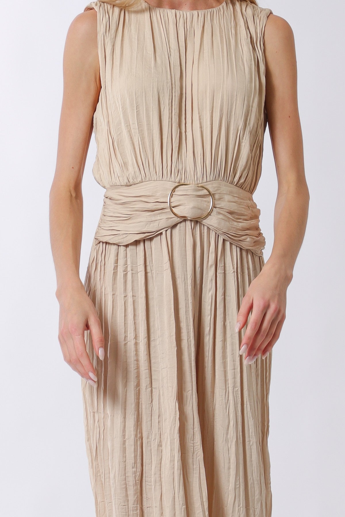 Sleeveless Cf Buckle Waisted Pleated Jumpsuit RA93353H