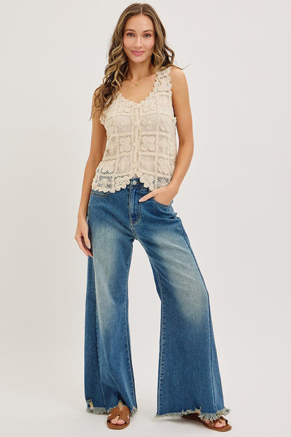 Mid-rise Wide-leg Frayed Hem Denim Jeans SP241