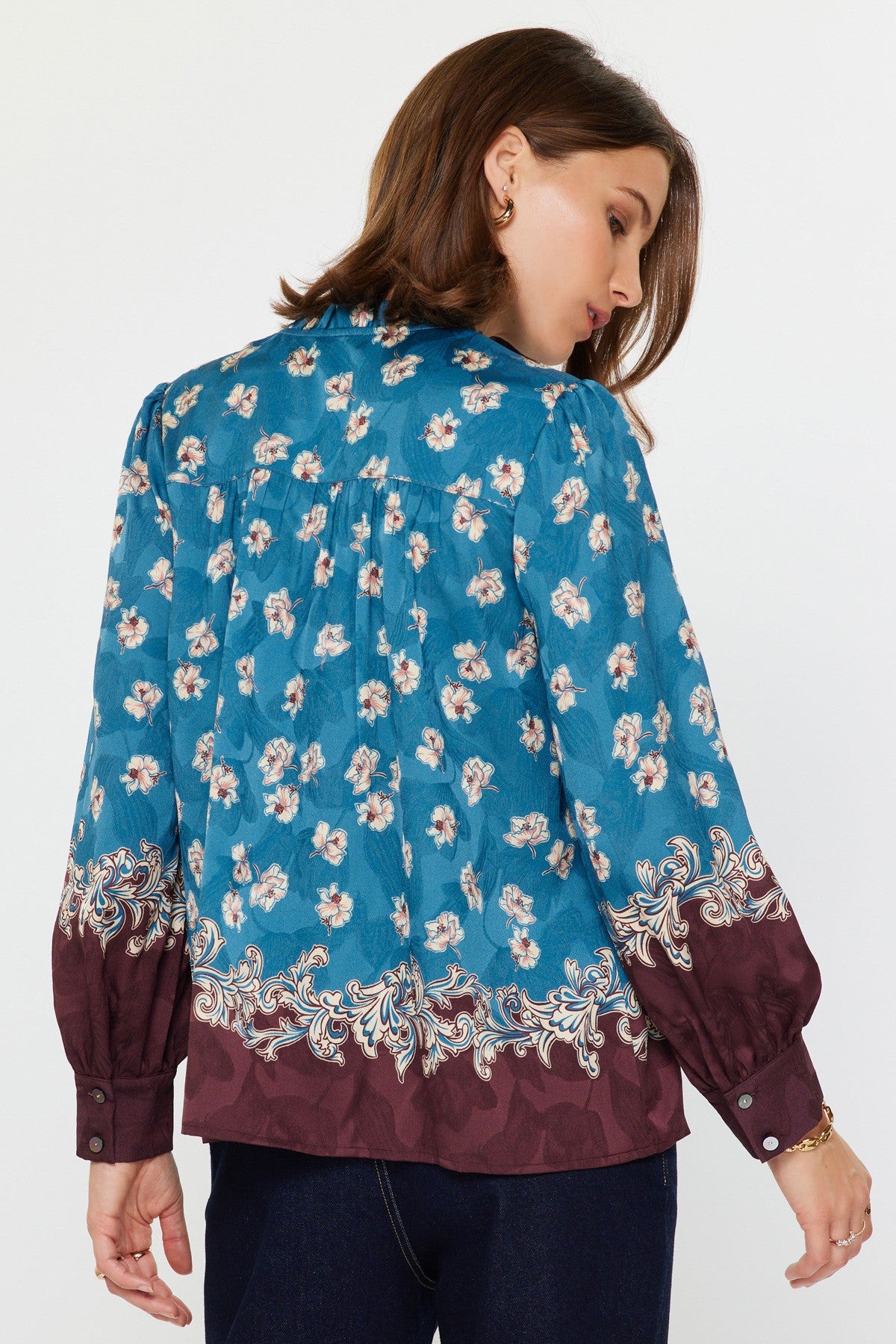 Floral Printed Long Sleeve Blouse 2630047