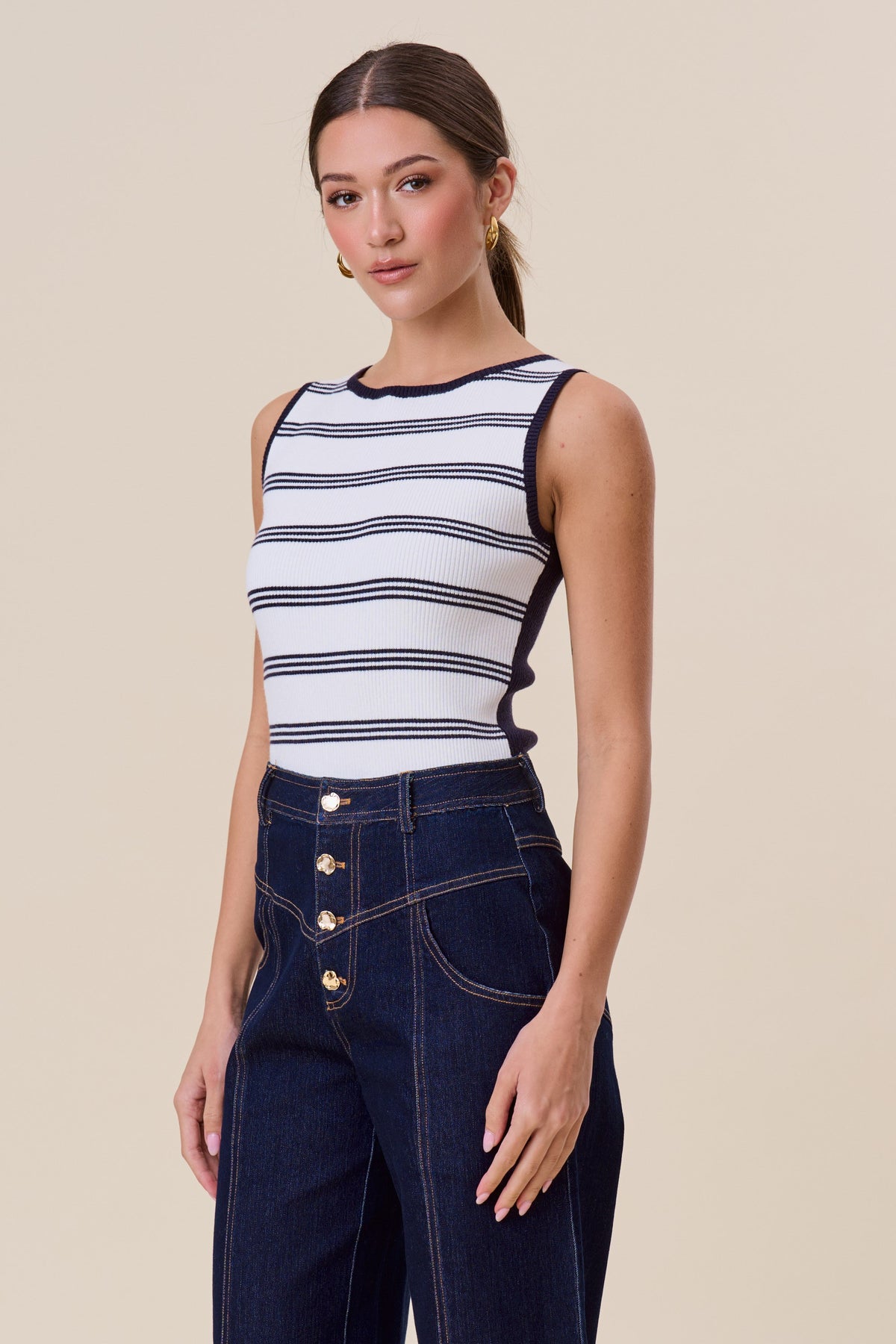 Striped Sleeveless Knit Top AT3070