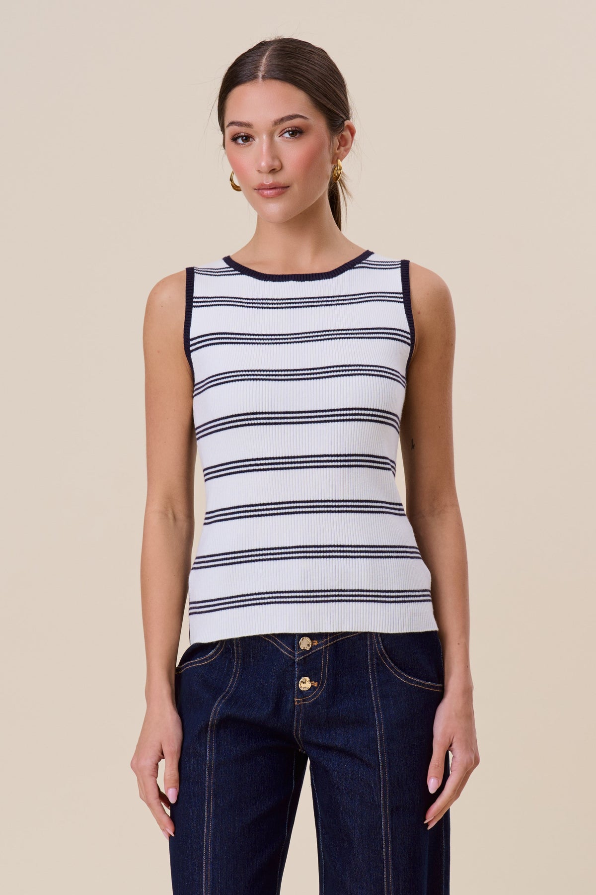 Striped Sleeveless Knit Top AT3070