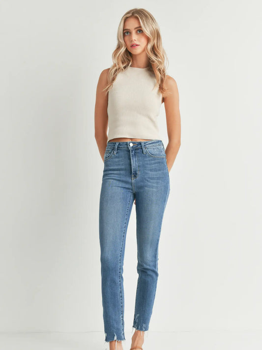 Hi Rise Slim Straight w/ Detail Jeans BP334J