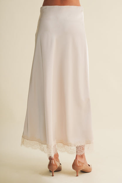 Scallop Lace Slip Skirt  S26539