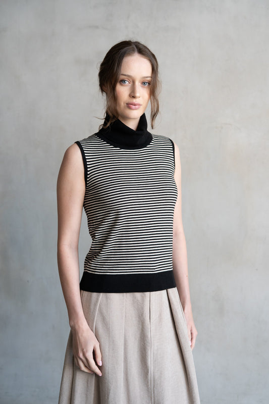 Striped Turtle Neck Sweater Vest 1679ETC