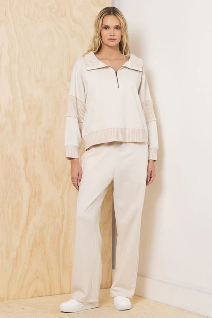 Fleece Quarter Zip w/ Rib Detail B13508