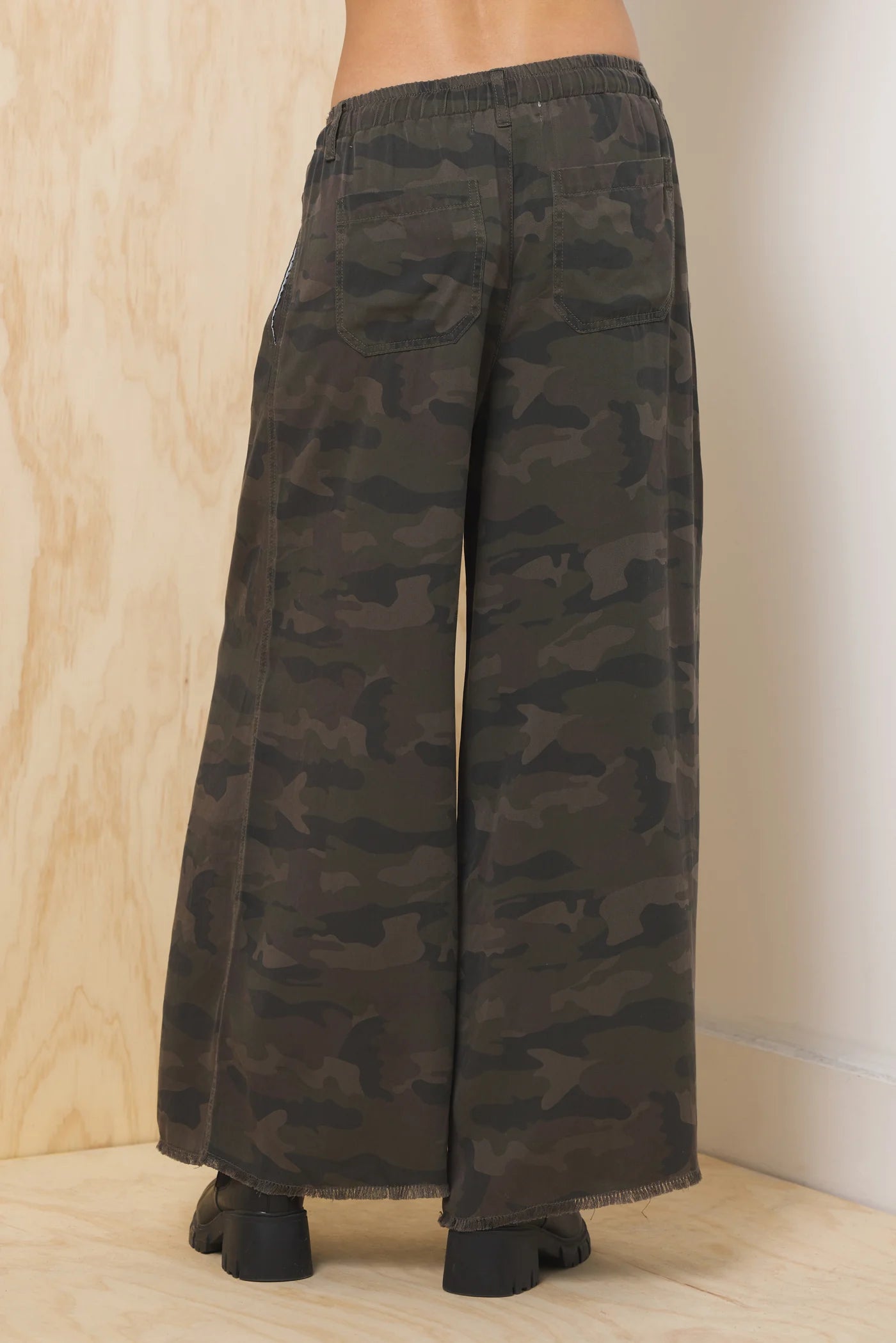 Camo Tencel Wide Leg Pant CC1339-CMO