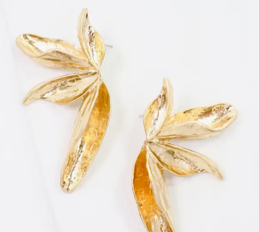 Rennie Flower Post Earring Worn Gold