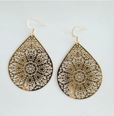 Camilla Pendant Earrings // Jewelry, Gold CAMI0129