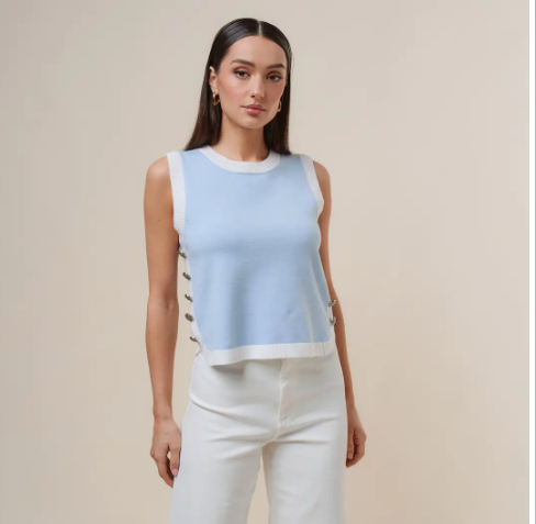 AT3184 Button Sleeveless Knit Top