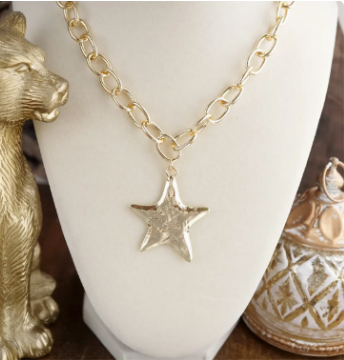 Golden Keepsake – Statement Star Necklace