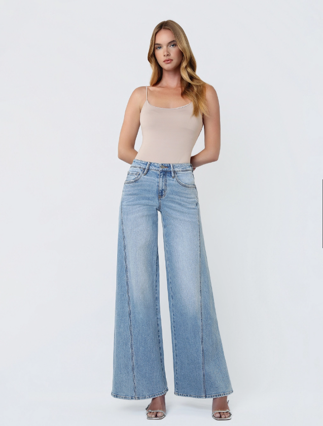 Mid Rise Light Wash Twisted Seam Palazzo Jeans F9093