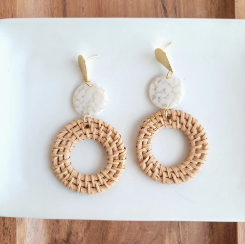 Lana Earrings - Light Rattan Seashell // Resort, Jewelry LANA0347