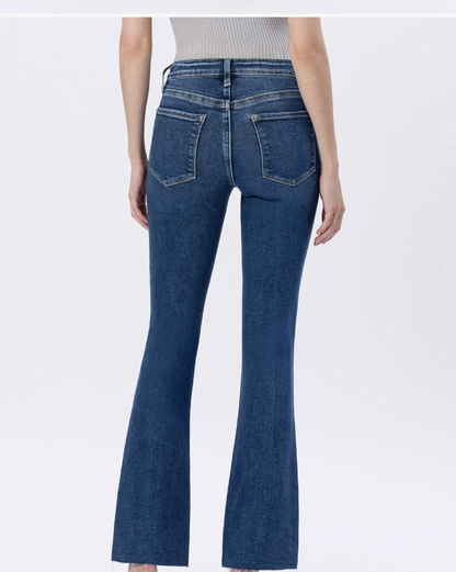 Mid Rise Slim Bootcut Jeans F5751
