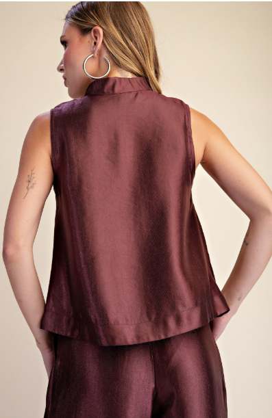 Stand Collar Slit V-neck Sleeveless Top  T8247