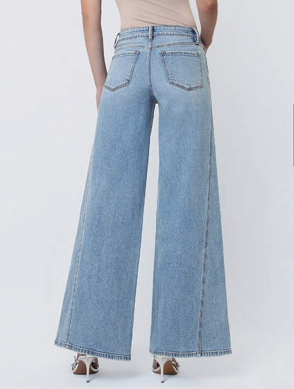 Mid Rise Light Wash Twisted Seam Palazzo Jeans F9093