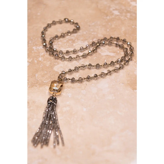 Athena Necklace in Smoke 33049