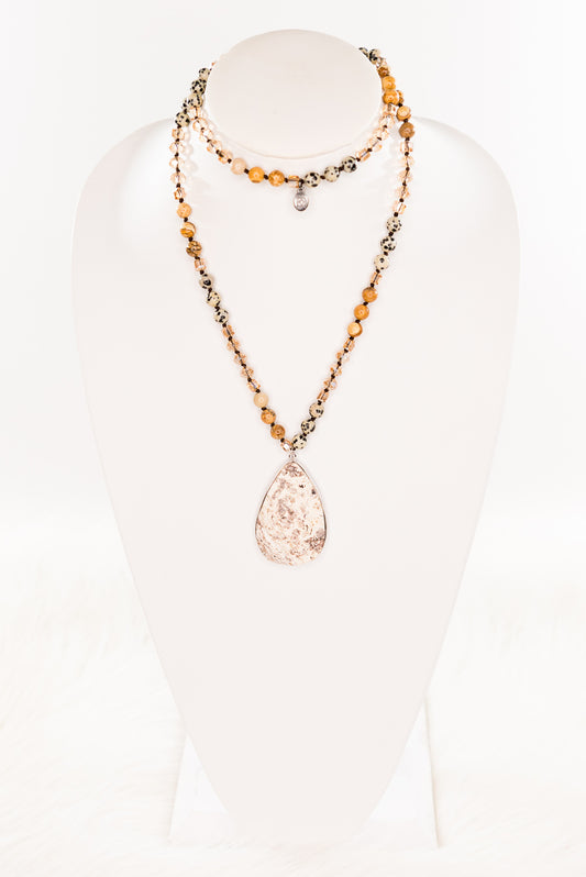 Rochelle Necklace Beige 005-55036-NL